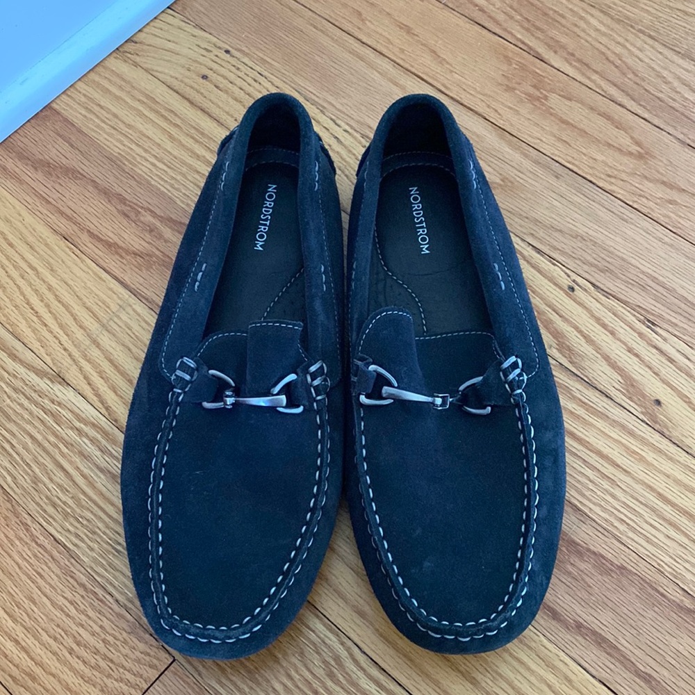 Nordstrom Men’s driving loafer navy suede size 7 great condition